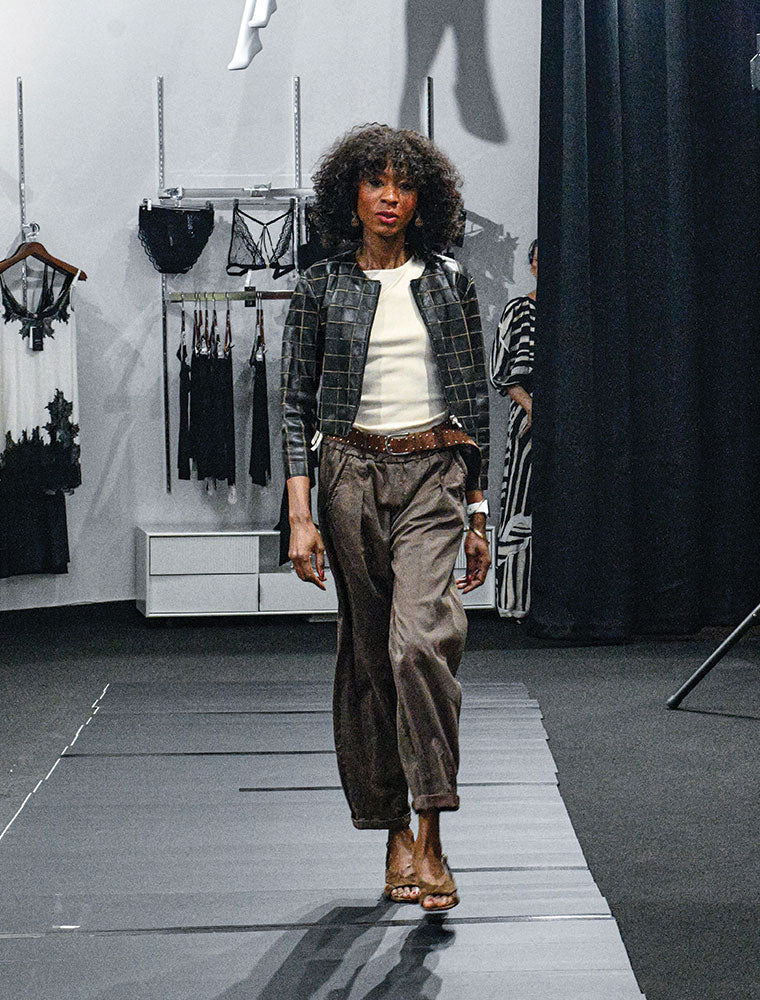 Cuffed Bottom with Studded Belt Pants, Brown