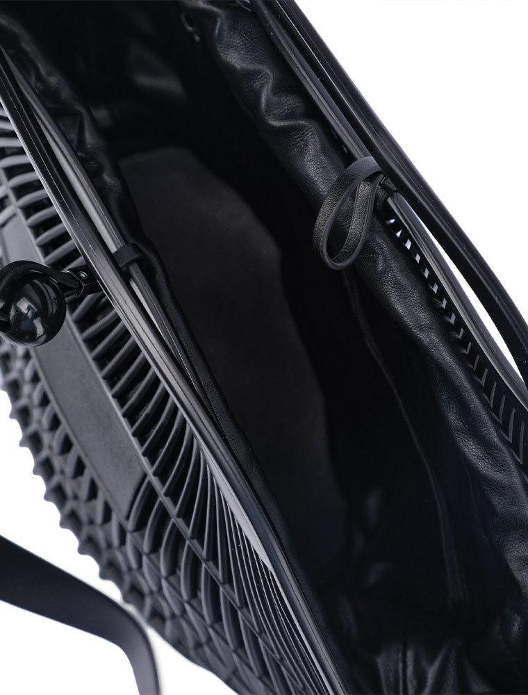 Architectural Coast Bag, Black