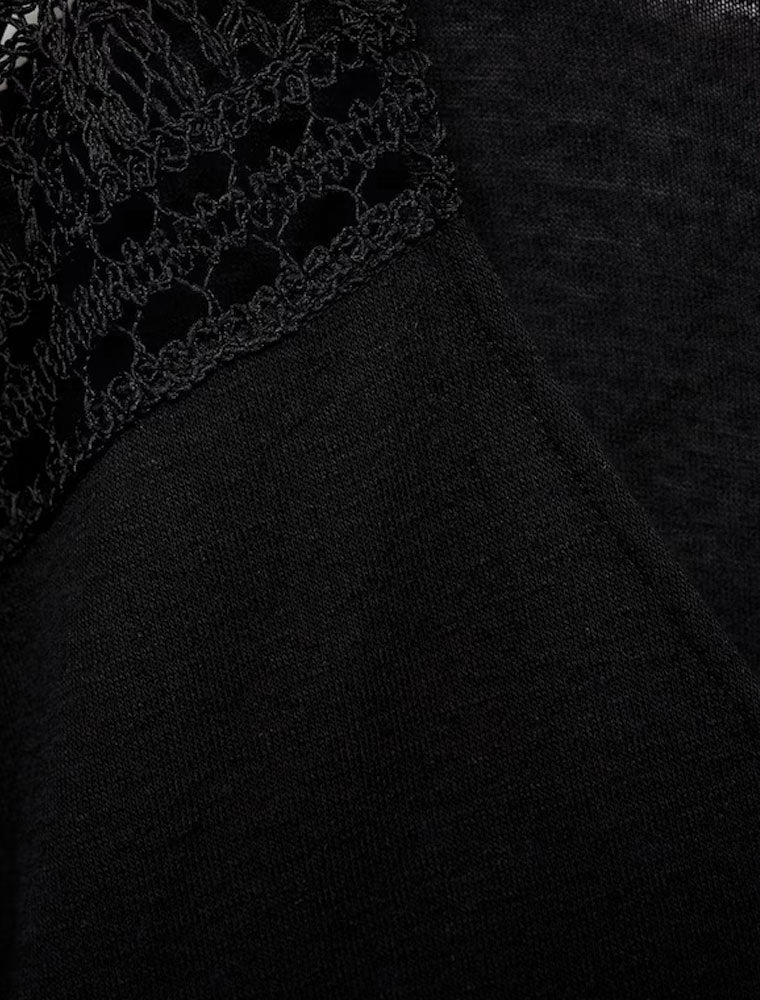 Openwork Shoulder Details T-Shirt, Black