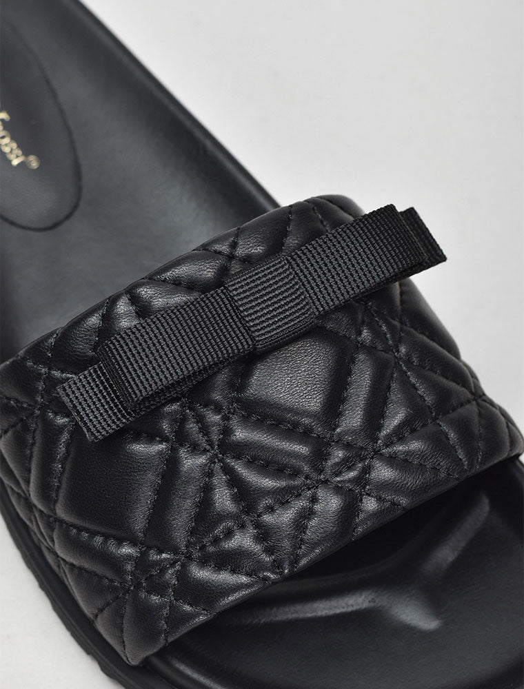 Quilted Wide Strap Slide with Bow, Black