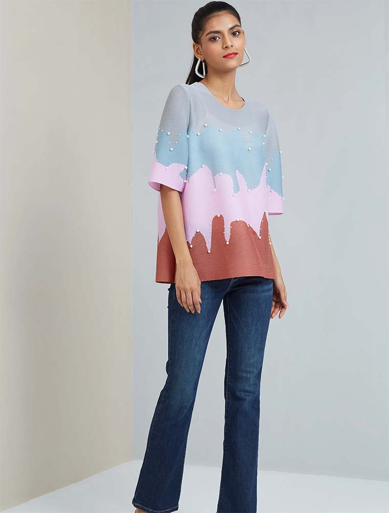 Wave Print Embellished with Pearls Top, Multicolor
