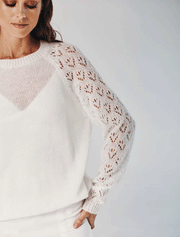 Knit Loose Jumper with Reglan Cut Sleeves, Off White