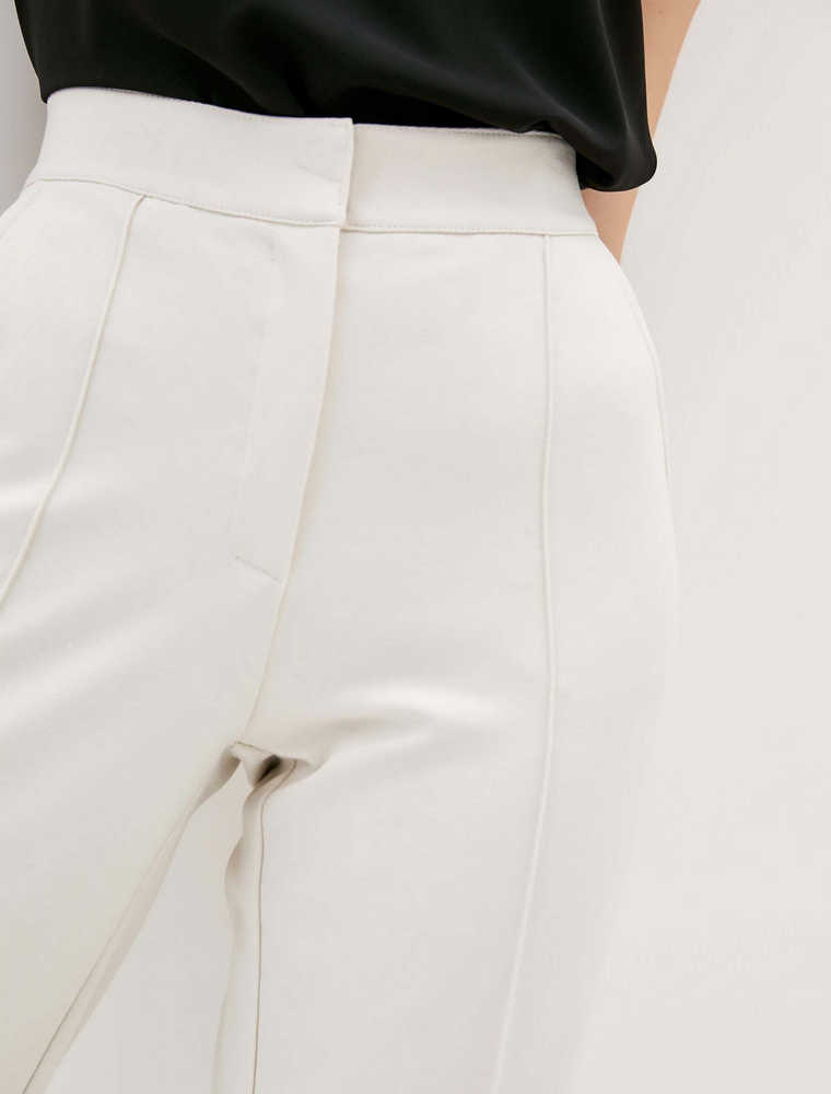 Straight Cut Center Rib Trousers, White